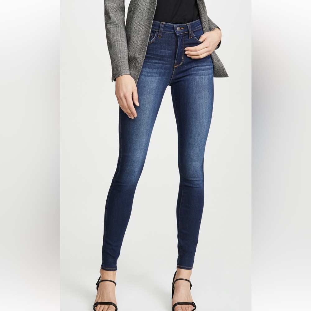 L'AGENCE MARGUERITE JEANS